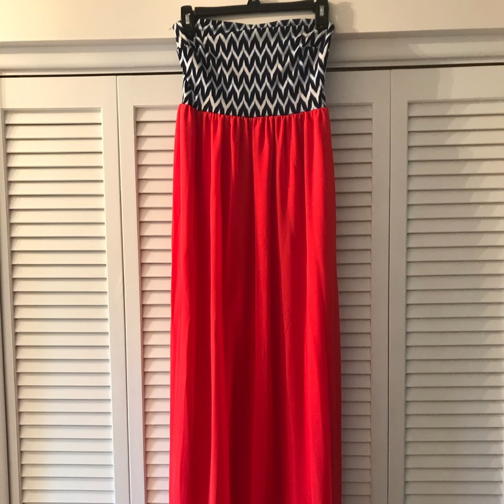 Maxi dress